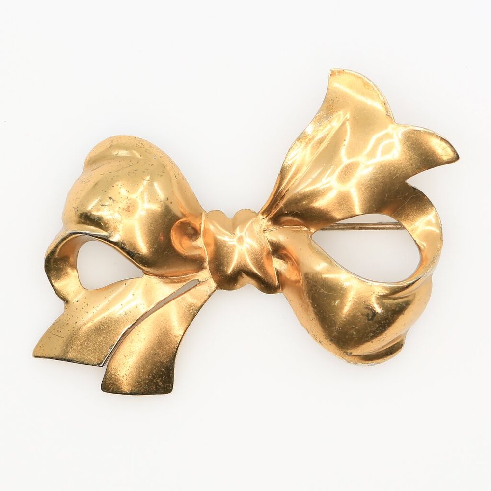 Vintage Monet Sterling Silver Yellow Gold Vermeil Stylized Bow Brooch 1940s